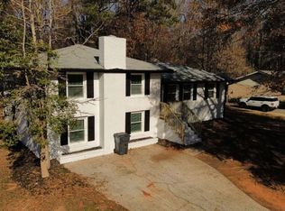 4675 Lincoln Way SW, Lilburn, GA