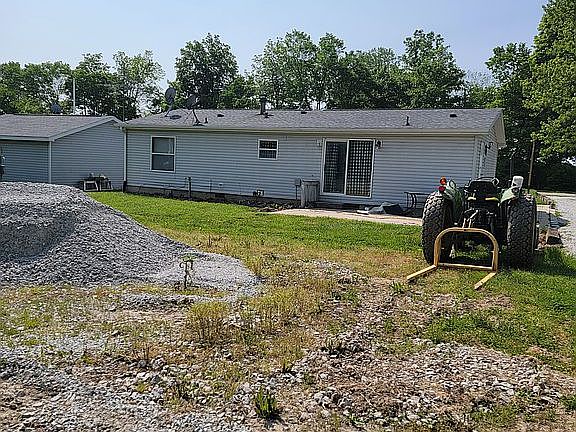 3rd image of 6549 S Etna Rd
