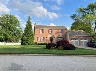 326 Huffman Dr, Exton, PA 19341