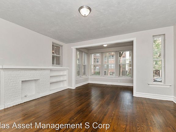 3rd image of 6820 S Cornell Ave #11514712