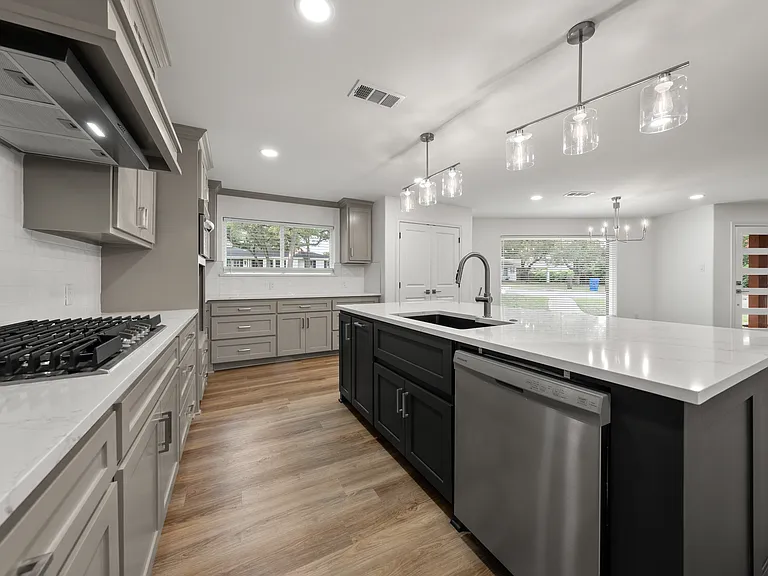 52055 Lockwood Dr — Photo 16