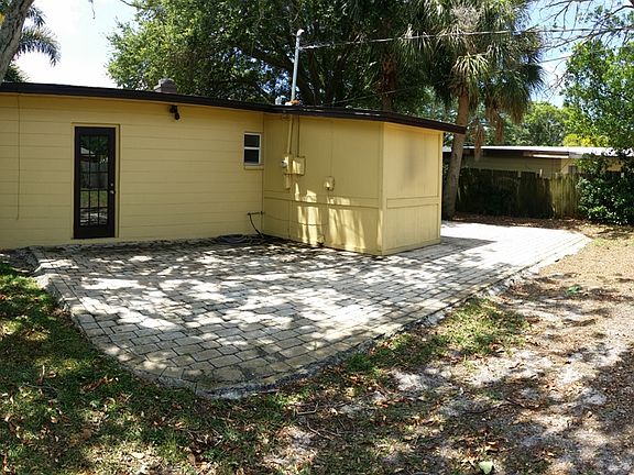 4th image of 7343 37th Ave N