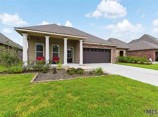16518 Walk Around Ave, Prairieville, LA 70769