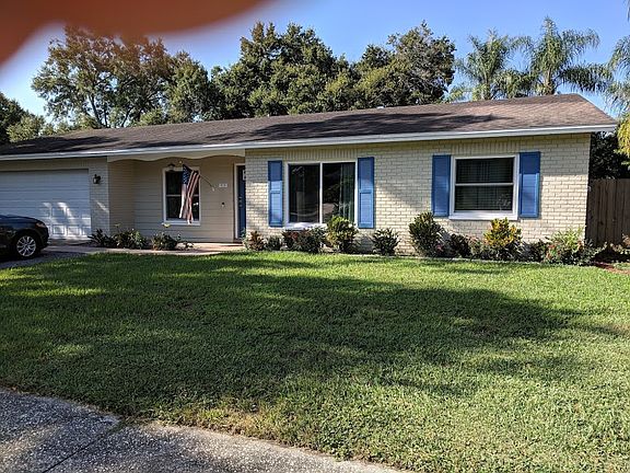 4th image of 616 Valley Hill Dr