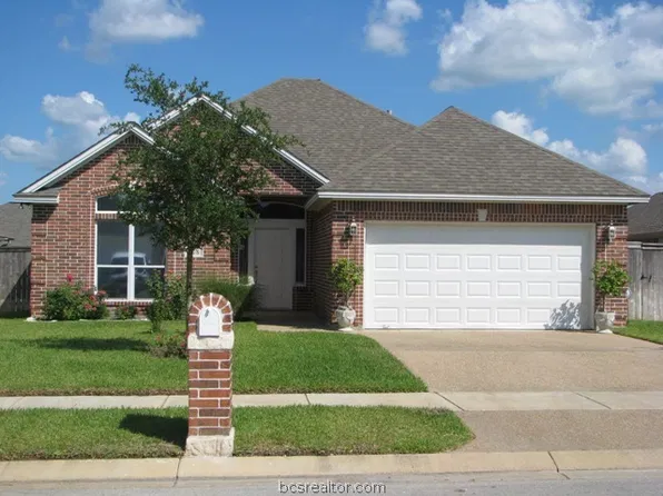 908 Delrey Dr, College Station, TX 77845