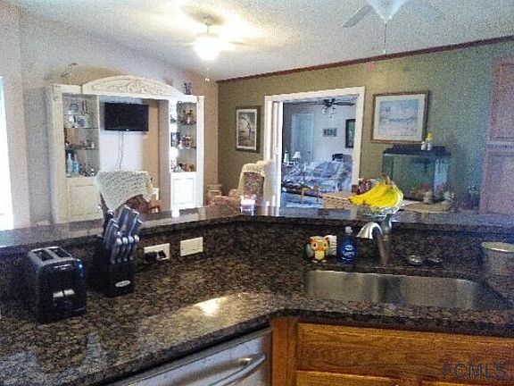 2nd image of 11 Pine Croft Ln