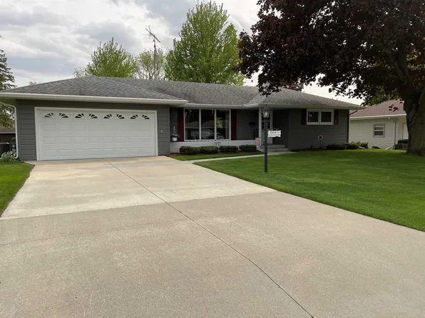 25 Highland Avenue, Ripon, WI 54971