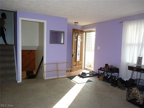 3rd image of 2159 Woodland Trce