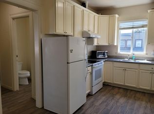 102 International Blvd, Oakland, CA 94606