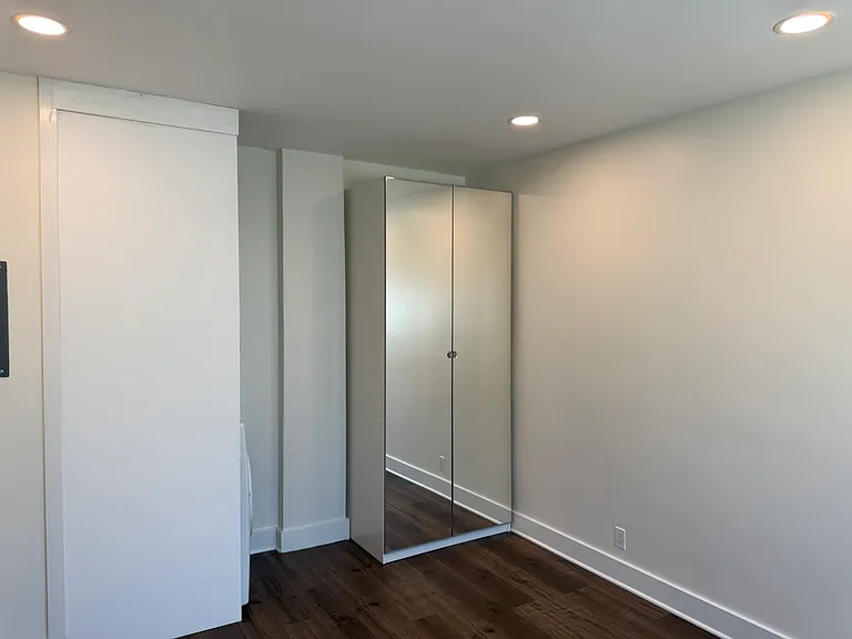 1011 Linden Ave #9 — Photo 16