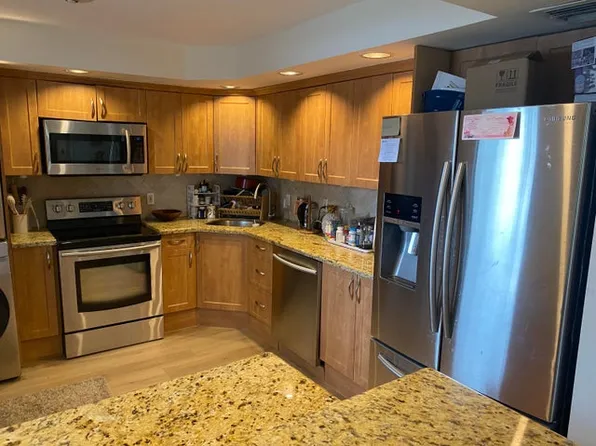 501 SW 11th Pl, Boca Raton, FL 33432