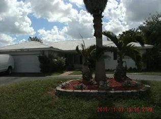 8666 NW 25th Ct, Coral Springs, FL 33065