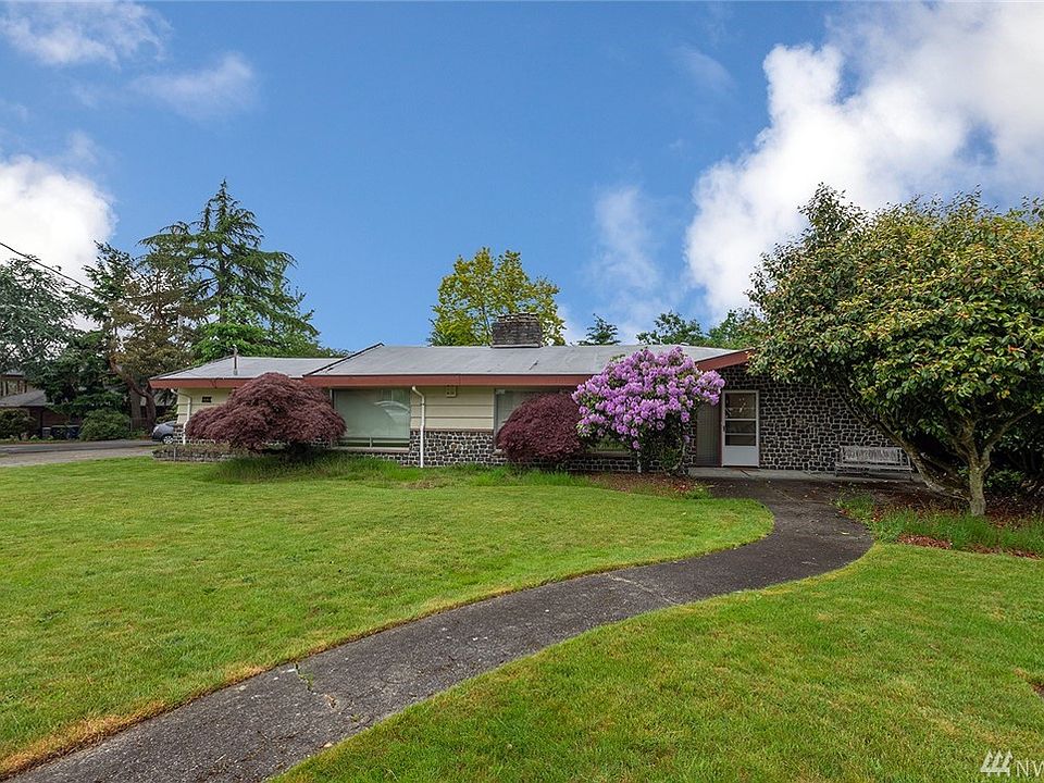 1st image of 4054 93rd Ave SE