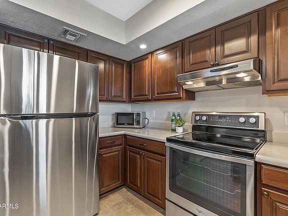 3rd image of 12222 N PARADISE VILLAGE Parkway #348