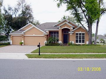 2nd image of 122 W Blue Water Edge Dr