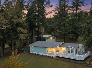 1244 Churchill Dr, Oakland, OR 97462