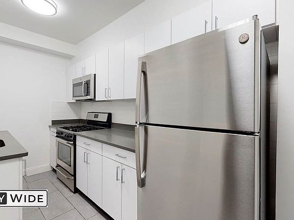 5th image of 157 E 57th St APT 2B
