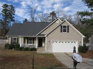 205 Smokey Mountain Dr, Raeford, NC 28376