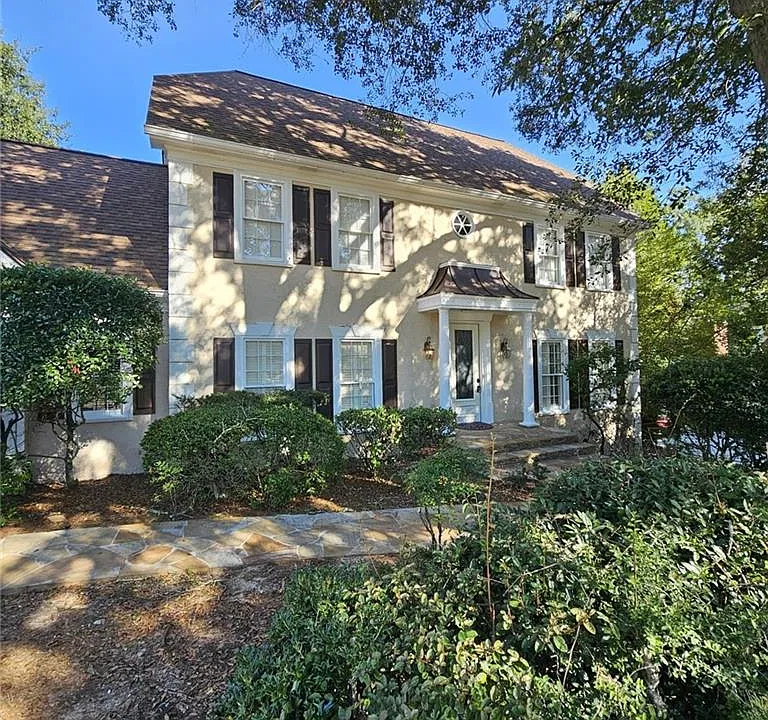 8635 Lake Glen Ct