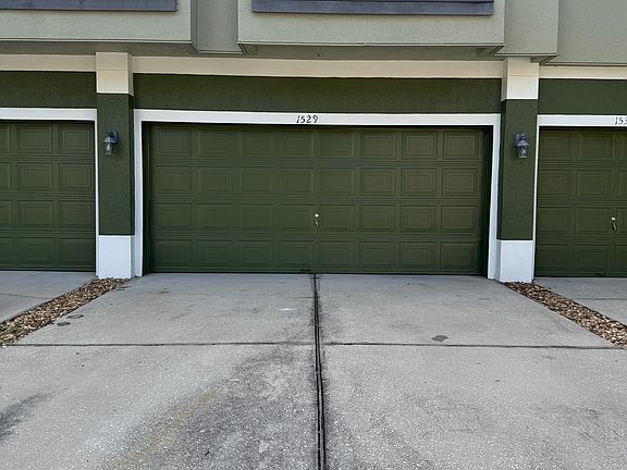 2nd image of 1529 Broken Oak Dr #38B