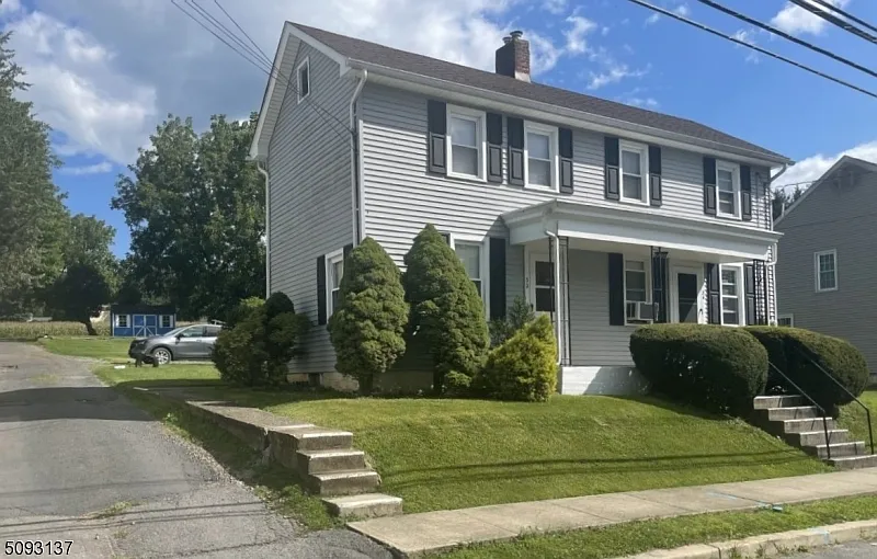 1 bed, $1,100 — Photo 1