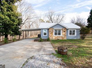 2132 Rock Rd, Mount Airy, GA 30563