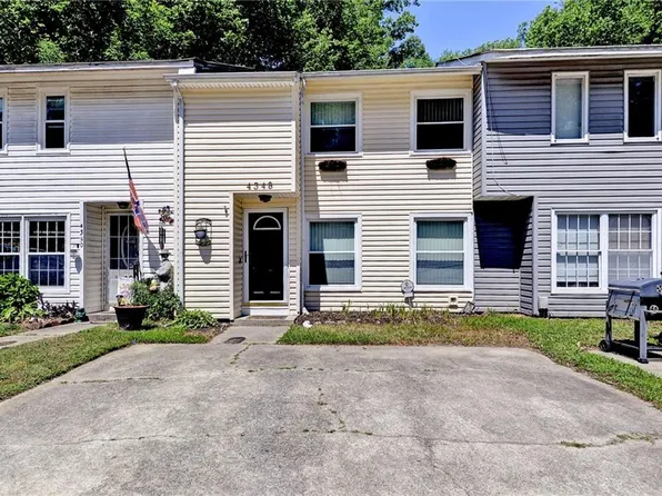 4348 Stafford Dr, Chesapeake, VA 23321