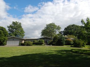 45 Premium Point, New Rochelle, NY 10801