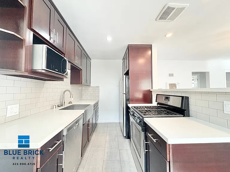 1526 Corinth Ave #9 — Photo 6