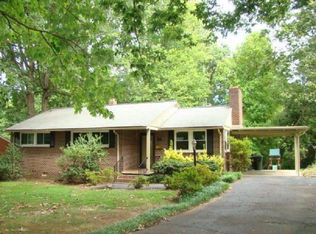 909 Cliff Rd, Asheboro, NC 27203