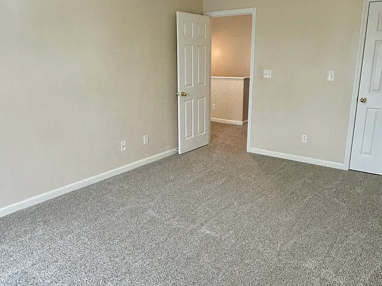 1039 Stonecrest Ct #A — Photo 10