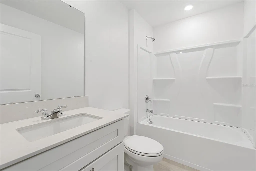 4 bed, 3.0 bath, 2174 sqft, $2,195 — Photo 4