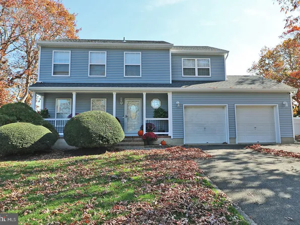 205 Inlet Ave, Manahawkin, NJ 08050