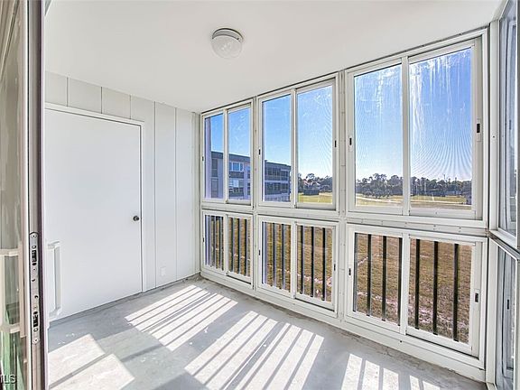 3rd image of 1740 Pine Valley Dr APT 215