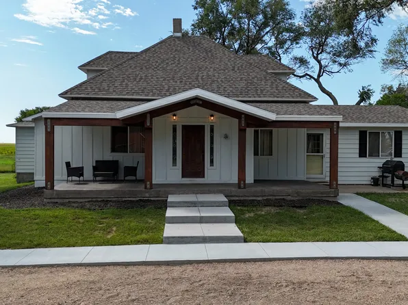 8860 N Conestoga Ave, Juniata, NE 68955