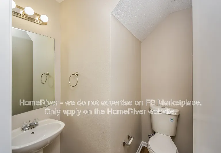 524 Runnymede Ct — Photo 16