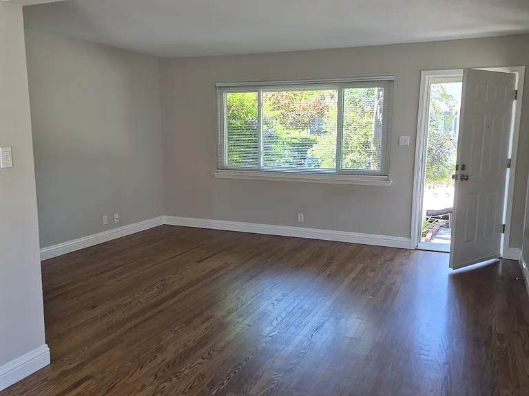 526 Piazza Dr #A — Photo 7