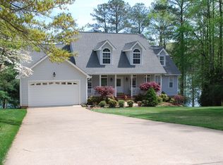 1127 Clift Cave Rd, Soddy Daisy, TN 37379