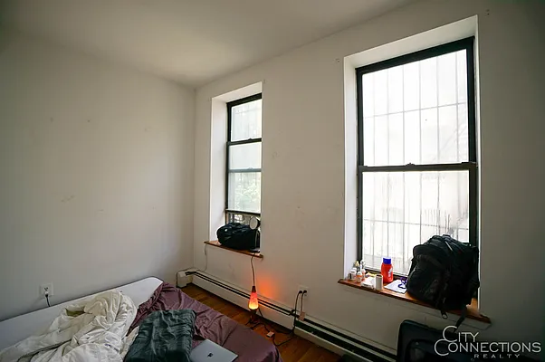 Rented by City Connections Realty | media 31