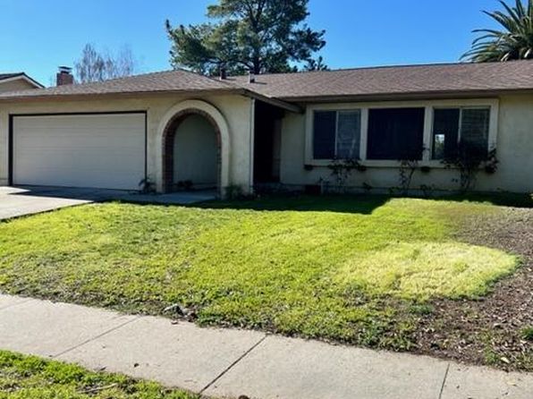 16805 Saddleback Dr