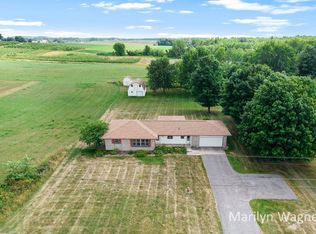 4192 Eight Mile Rd NW, Grand Rapids, MI 49544