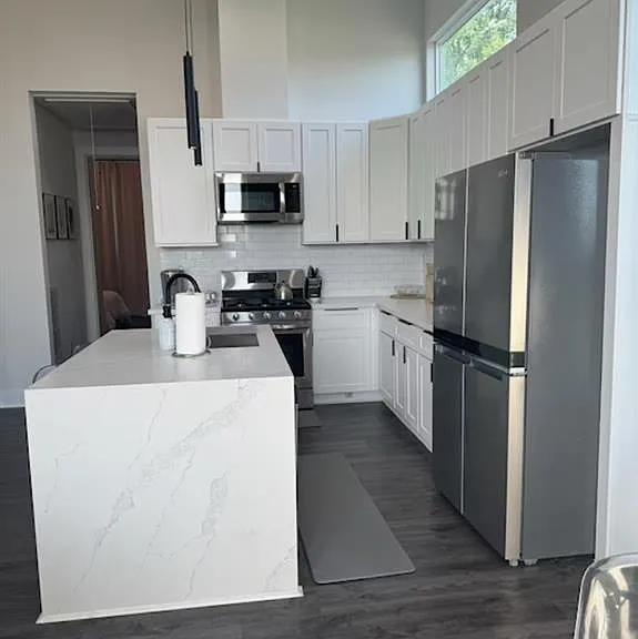 3610 Dreyfus St #A — Photo 6