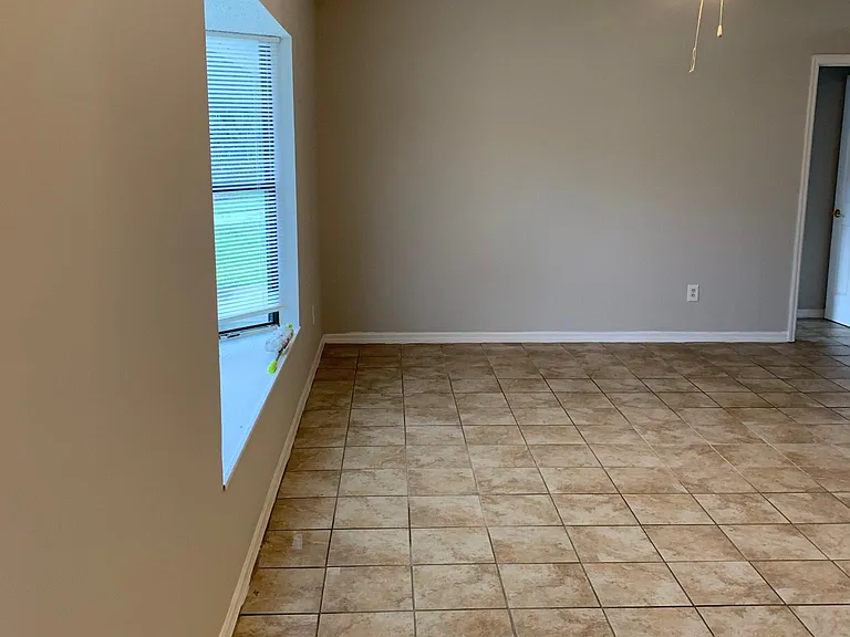 7106 Santa Clara Blvd — Photo 4