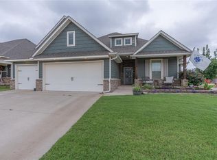 701 Cassandra Ln, Yukon, OK 73099