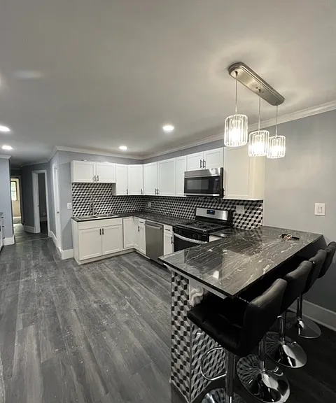 433 Columbus Ave — Photo 5
