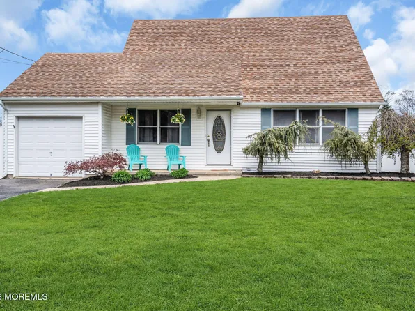 305 Hudson Drive, Brick, NJ 08723