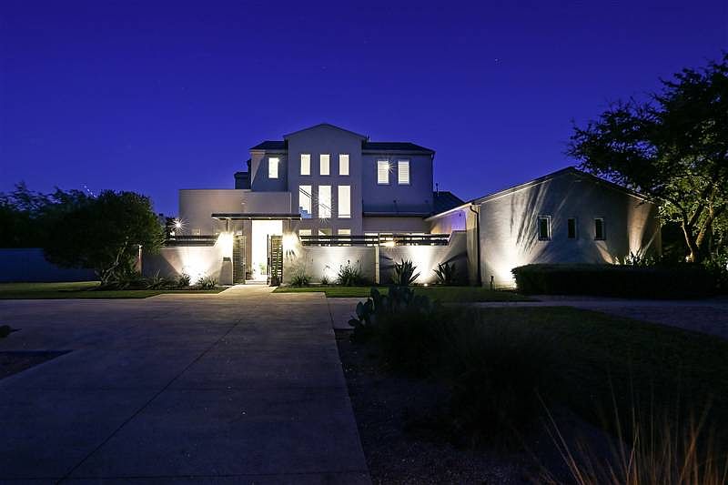 1st image of 104 Tuscany Way