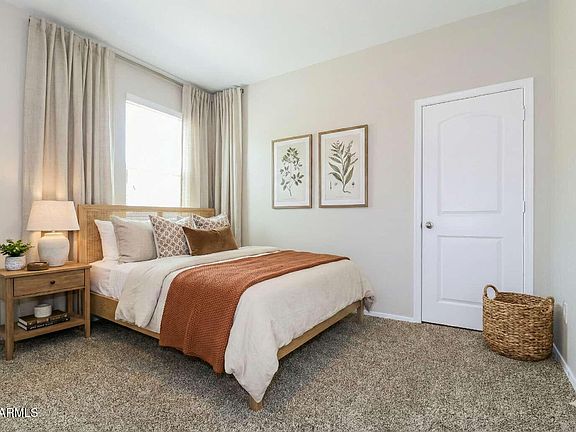 4th image of 30007 W MITCHELL Avenue
