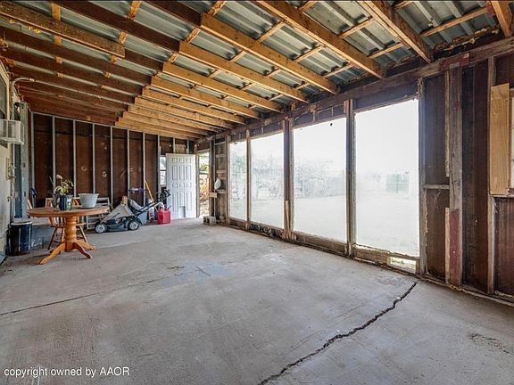 5th image of 2102 NW 1st Ave #B