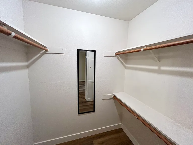 1585 Mayflower Way — Photo 13